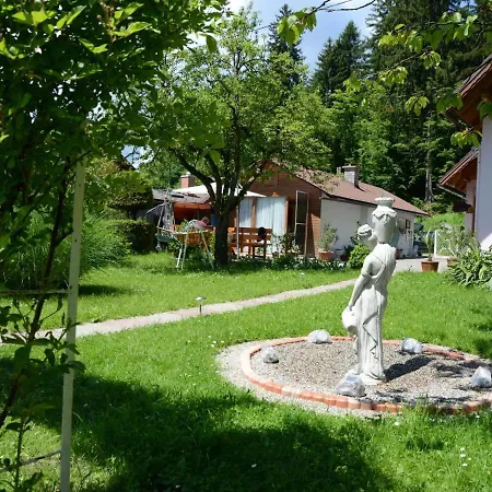 An Der Waldquelle 別荘