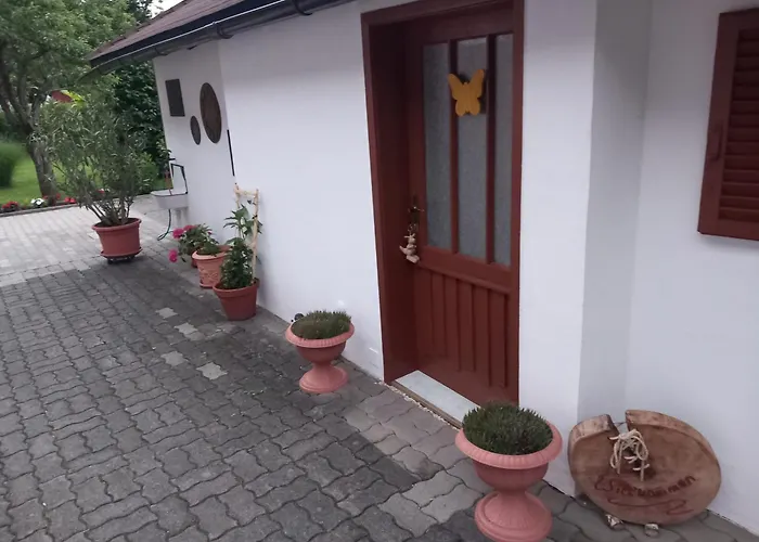 An Der Waldquelle Dom wakacyjny Pörtschach am Wörthersee